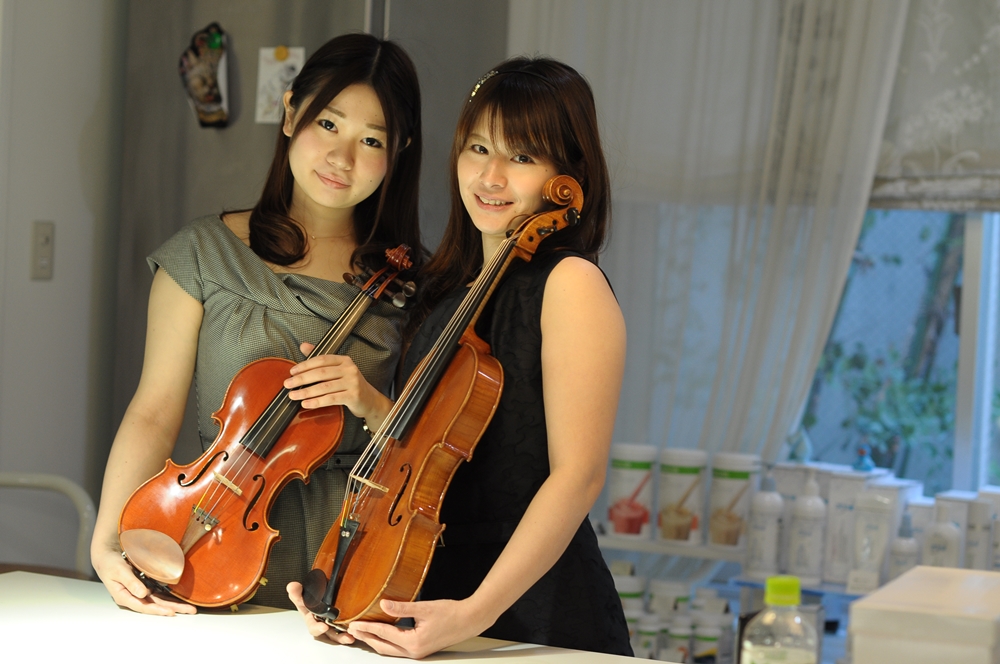写真：女子弦楽アンサンブルBloom Quartet & EnsembleよりViolin & Viola Duo